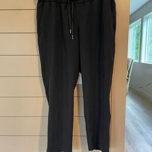 Women’s Black Lululemon pants